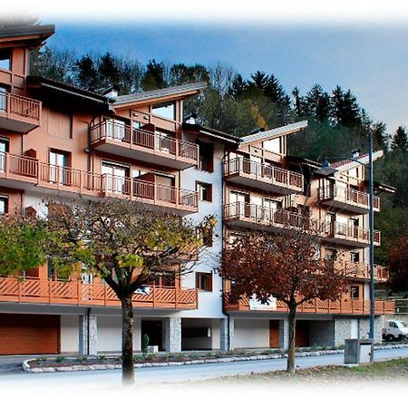 Residenza Finestra Sul Parco Daire Comano Terme Dış mekan fotoğraf